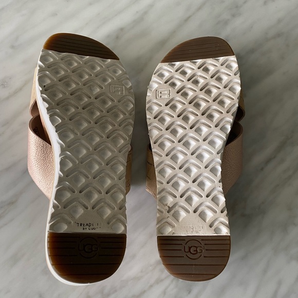 Rose Gold & Cork UGG Slides - Picture 4 of 5
